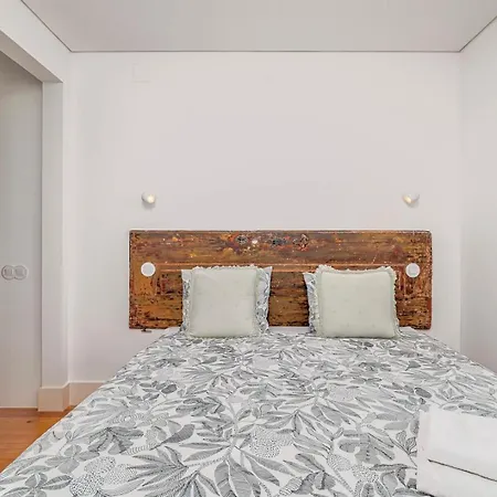 Red Tulip Flat Bright & Colourful By Homeful Homes